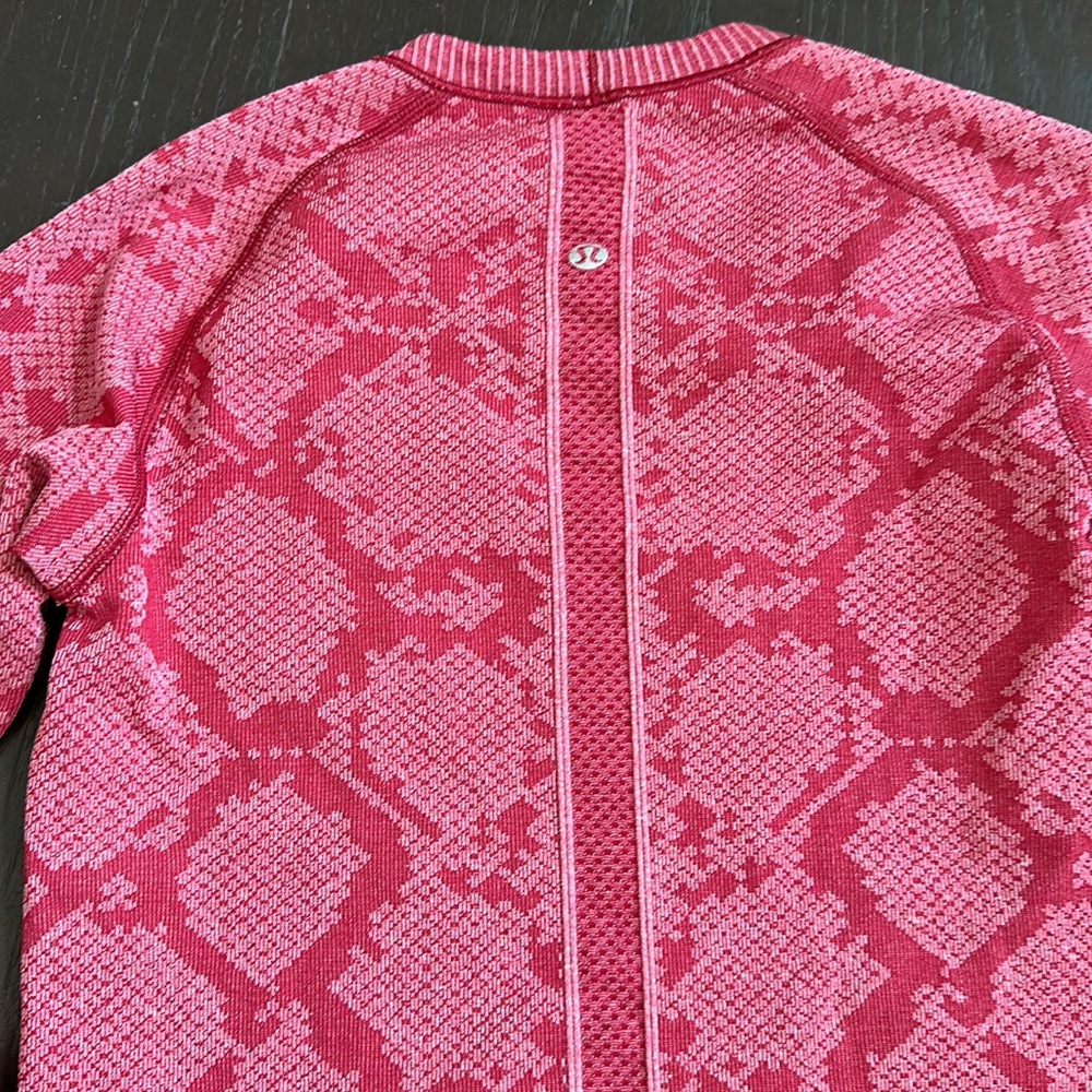 Lululemon Swiftly Tech Python Longsleeve Barbieco… - image 4